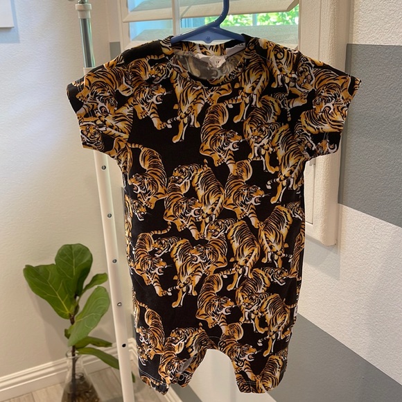 Phoenix and the Fox Other - PHOENIX AND THE FOX sz 1 Organic Cotton baby romper unisex girl boy Tiger print
